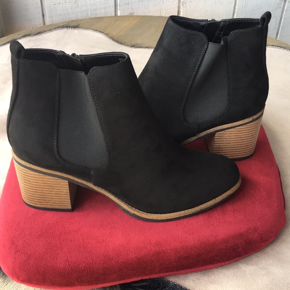 White Mountain Ladies Ankle Boots - Picture 7 of 13